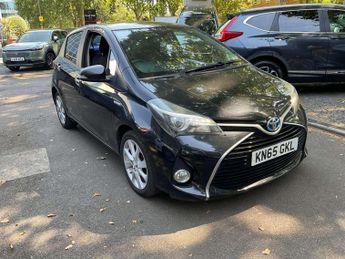 Toyota Yaris 1.5 VVT-h Sport E-CVT Euro 6 5dr