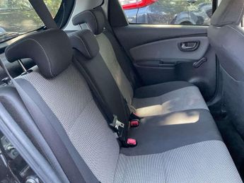 Toyota Yaris 1.5 VVT-h Sport E-CVT Euro 6 5dr