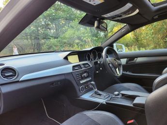 Mercedes-Benz C Class 2.1 C220 CDI AMG Sport Edition G-Tronic+ Euro 5 (s/s) 2dr
