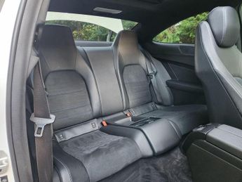 Mercedes-Benz C Class 2.1 C220 CDI AMG Sport Edition G-Tronic+ Euro 5 (s/s) 2dr