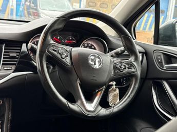 Vauxhall Astra 1.4i Turbo Elite Nav Sports Tourer Auto Euro 6 (s/s) 5dr