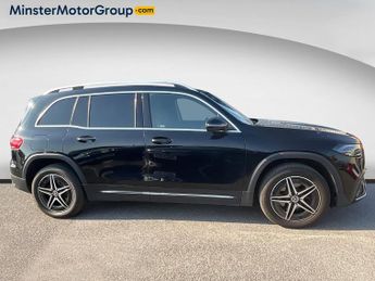 Mercedes-Benz Eqb 300 AMG LINE 4MATIC