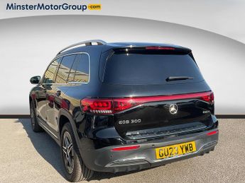 Mercedes-Benz Eqb 300 AMG LINE 4MATIC