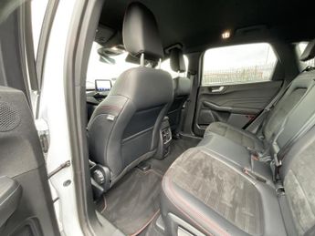 Ford Kuga ST-LINE PHEV CVT