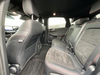 Ford Kuga ST-LINE PHEV CVT