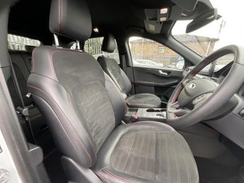 Ford Kuga ST-LINE PHEV CVT