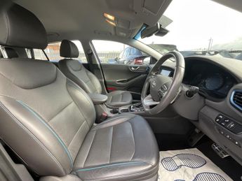 Hyundai Ioniq PREMIUM SE PHEV S-A