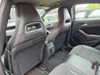 Mercedes-Benz A Class 2.1 A200d AMG Line 7G-DCT Euro 6 (s/s) 5dr
