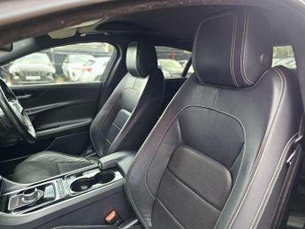 Jaguar XE 2.0d R-Sport Auto Euro 6 (s/s) 4dr