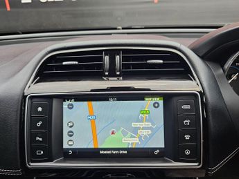 Jaguar XE 2.0d R-Sport Auto Euro 6 (s/s) 4dr