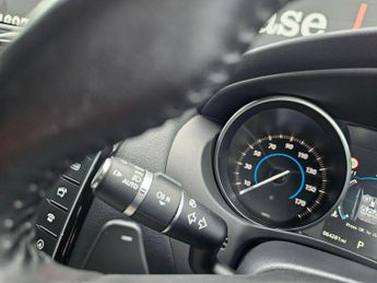Jaguar XE 2.0d R-Sport Auto Euro 6 (s/s) 4dr