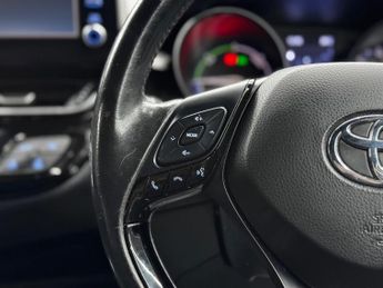 Toyota C-HR 1.8 VVT-h Icon CVT Euro 6 (s/s) 5dr