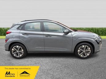 Hyundai KONA 39kWh SE Connect Auto 5dr (10.5kW Charger)