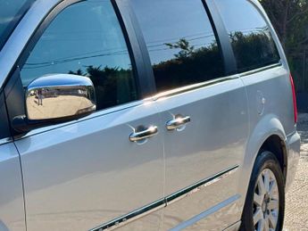 Chrysler Grand Voyager 2.8 CRD Limited Auto Euro 4 5dr