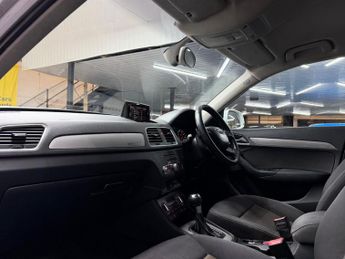 Audi Q3 2.0 TDI SE S Tronic quattro Euro 5 (s/s) 5dr