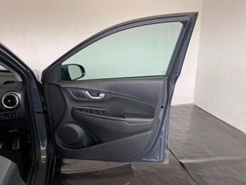 Hyundai KONA 64kWh Premium Auto 5dr (10.5kW Charger)