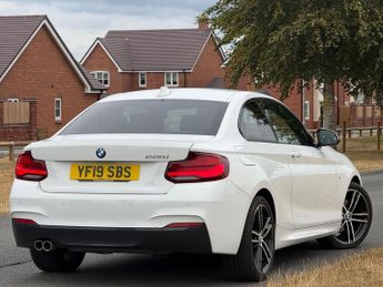BMW 2 Series 2.0 220i GPF M Sport Auto Euro 6 (s/s) 2dr