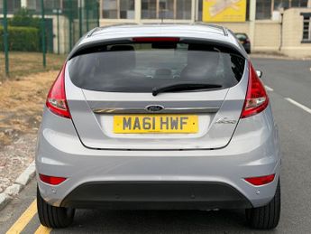 Ford Fiesta 1.4 Titanium 5dr