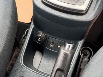 Ford Fiesta 1.4 Titanium 5dr