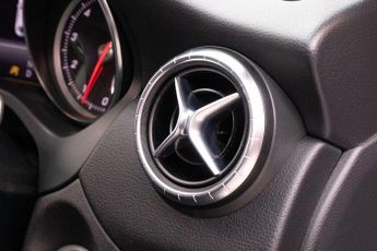Mercedes-Benz CLA 1.6 CLA180 AMG Line Coupe 7G-DCT Euro 6 (s/s) 4dr