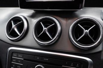 Mercedes-Benz CLA 1.6 CLA180 AMG Line Coupe 7G-DCT Euro 6 (s/s) 4dr