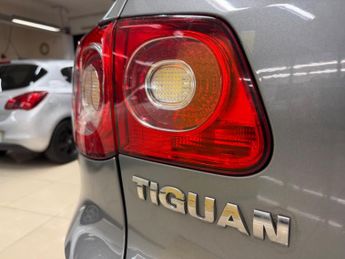 Volkswagen Tiguan 2.0 TDI SE 4WD Euro 5 5dr