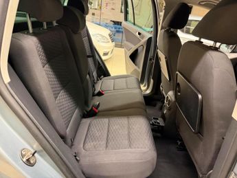 Volkswagen Tiguan 2.0 TDI SE 4WD Euro 5 5dr