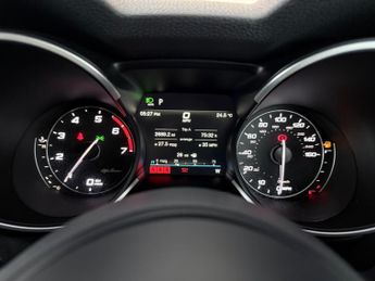 Alfa Romeo Stelvio 2.0T Veloce Auto Q4 AWD Euro 6 (s/s) 5dr