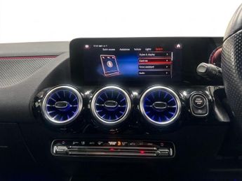 Mercedes-Benz GLA 1.3 GLA200 AMG Line (Premium) 7G-DCT Euro 6 (s/s) 5dr