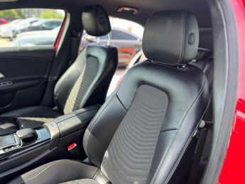 Mercedes-Benz A Class 1.5 A180d SE (Executive) 7G-DCT Euro 6 (s/s) 5dr
