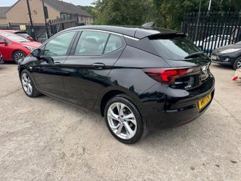 Vauxhall Astra 1.6 CDTi BlueInjection SRi Nav Euro 6 (s/s) 5dr