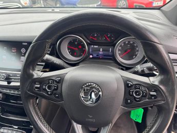 Vauxhall Astra 1.6 CDTi BlueInjection SRi Nav Euro 6 (s/s) 5dr