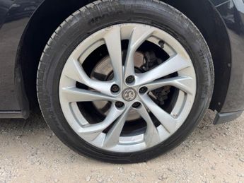 Vauxhall Astra 1.6 CDTi BlueInjection SRi Nav Euro 6 (s/s) 5dr