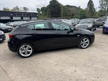 Vauxhall Astra 1.6 CDTi BlueInjection SRi Nav Euro 6 (s/s) 5dr