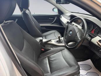 BMW 3 Series 3.0 330d SE Euro 4 4dr