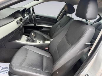 BMW 3 Series 3.0 330d SE Euro 4 4dr