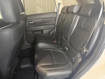 Mitsubishi Outlander 2.0h 12kWh GX4h CVT 4WD Euro 6 (s/s) 5dr