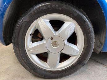 Renault Megane 1.4 16v Extreme 5dr
