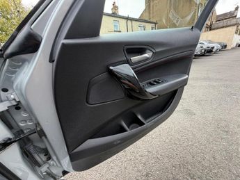 BMW 1 Series 1.5 118i Sport Auto Euro 6 (s/s) 5dr