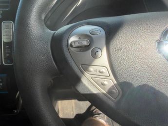 Nissan Leaf 30kWh Black Edition Auto 5dr