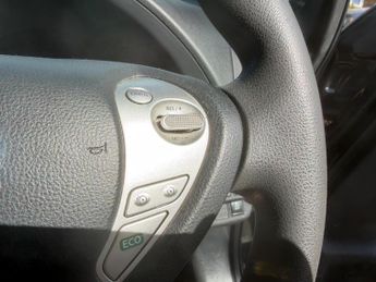 Nissan Leaf 30kWh Black Edition Auto 5dr