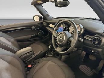 MINI Convertible 1.5 Cooper Classic Convertible 2dr Petrol Steptronic Euro 6 (s/s