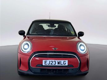 MINI Hatch 1.5 Cooper Classic Hatchback 3dr Petrol Steptronic Euro 6 (s/s) 