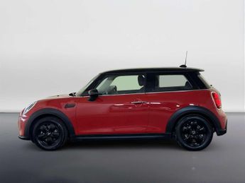 MINI Hatch 1.5 Cooper Classic Hatchback 3dr Petrol Steptronic Euro 6 (s/s) 