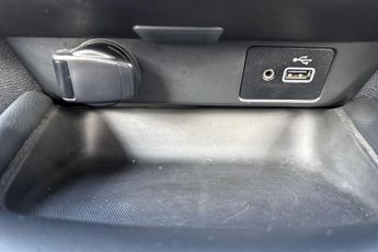 Nissan Juke 1.6 Hybrid (143ps) N-Connecta