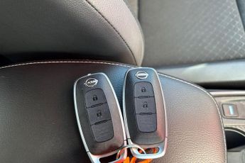Nissan Juke 1.6 Hybrid (143ps) N-Connecta