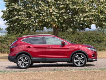 Nissan Qashqai 1.2 DIG-T N-Connecta XTRON Euro 6 (s/s) 5dr