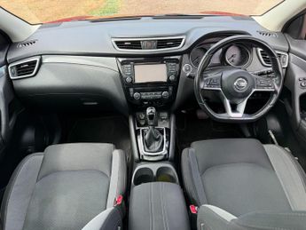 Nissan Qashqai 1.2 DIG-T N-Connecta XTRON Euro 6 (s/s) 5dr