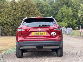 Nissan Qashqai 1.2 DIG-T N-Connecta XTRON Euro 6 (s/s) 5dr