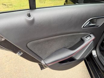 Mercedes-Benz A Class 2.1 A200d AMG Line (Premium) 7G-DCT Euro 6 (s/s) 5dr